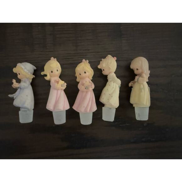 Vintage Precious Moments Figurines – Enesco Collectibles - Lot of 5 - Picture 8 of 9